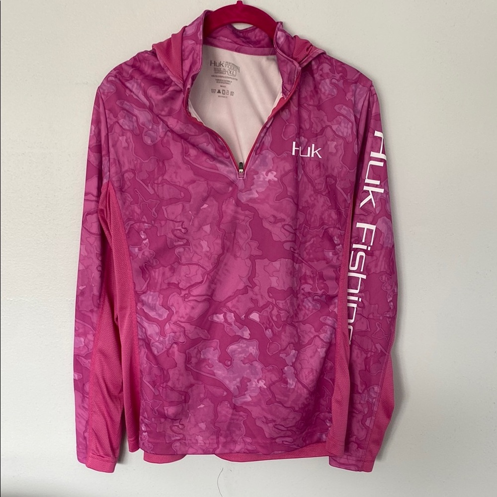 Huk White Performance Top with Pink Trim